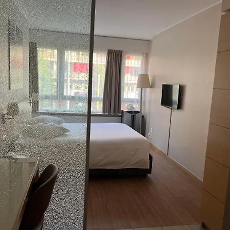 Starling 3* Geneva